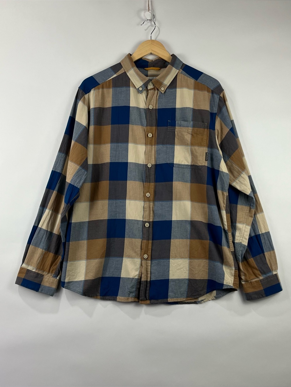 Columbia 100% Cotton Plaid Button Down Outdoor Hiking Men’s Shirt M